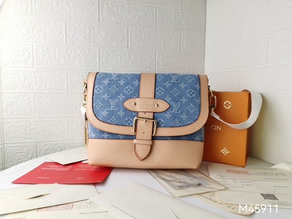 ルイヴィトンバッグ正面デザイン